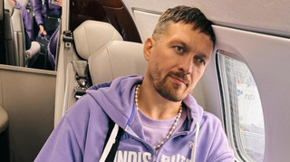 Усик провел открытую тренировку на одном из пляжей в Майами